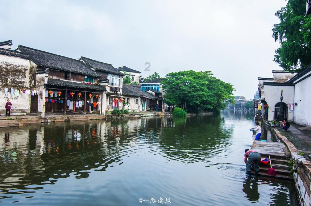 升空的愤怒奶奶